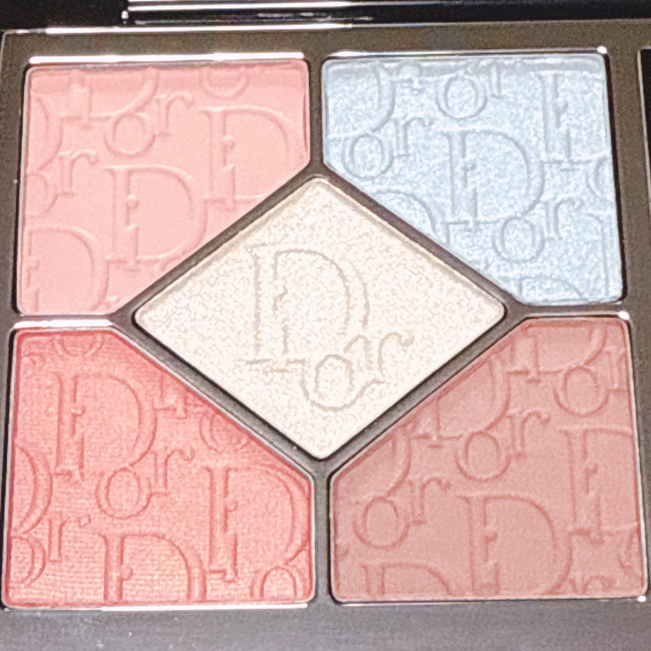 【旧】ディオールショウ サンク クルール（スプリング コレクション 2025 限定品）/Dior/アイシャドウを使ったクチコミ（2枚目）