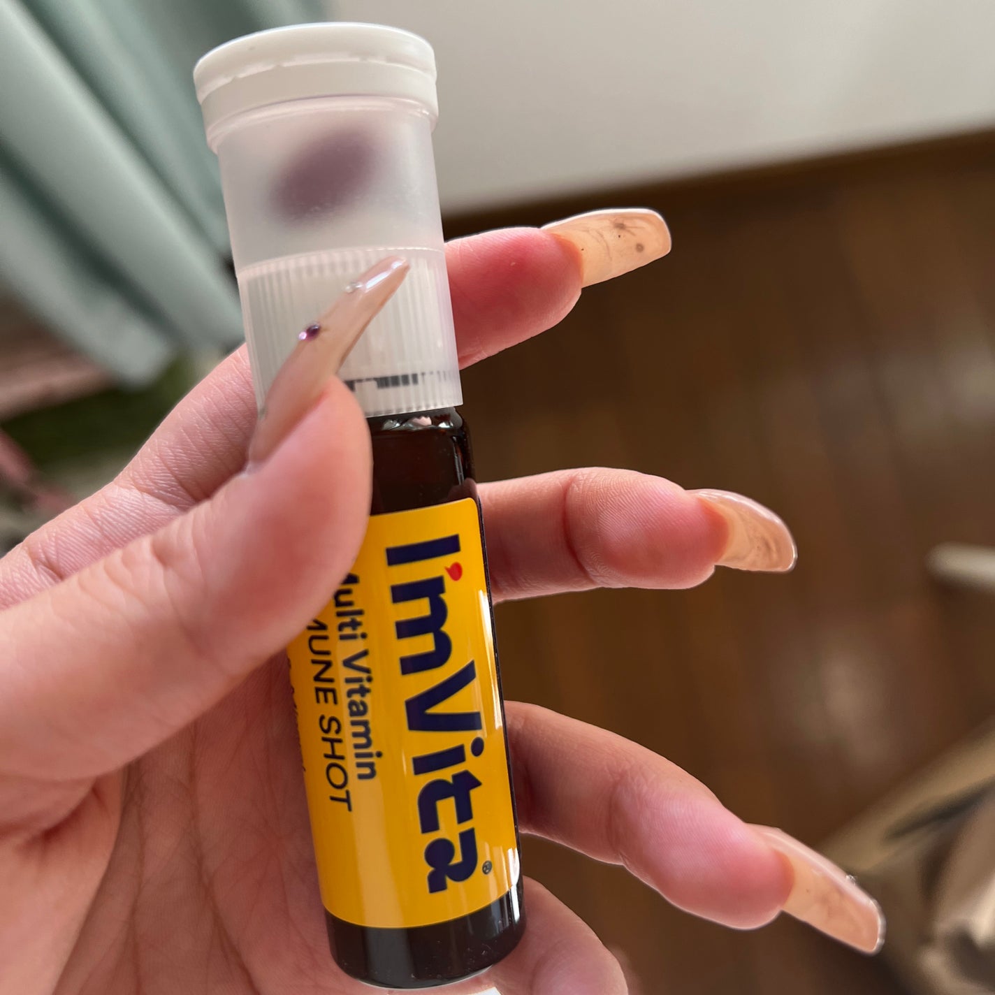 MikuLight❥® on LIPS 「ビタミン界のエルメス高すぎて飲みやすいと聞いてこちらを購入。O..」(2枚目)