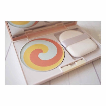 カラーブレンドグローファンデーション/ディエム クルール/クリーム・エマルジョンファンデーションを使ったクチコミ(2枚目)