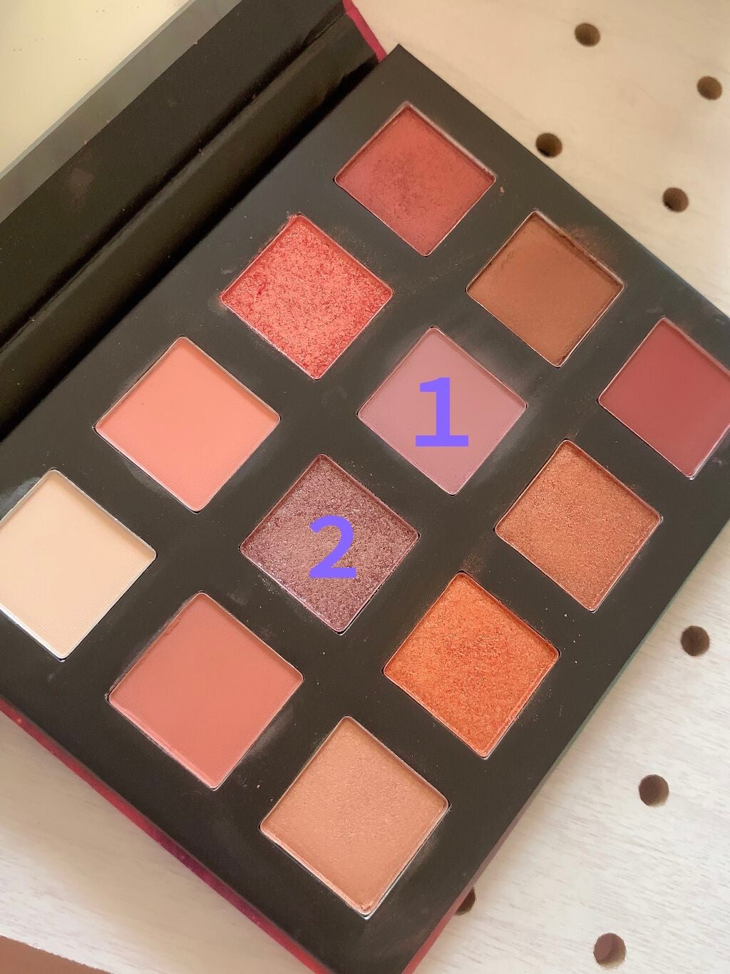 HEXZEスターライトファントム12アイシャドウ01/HEXZE(ヘックスゼ)/アイシャドウパレットを使ったクチコミ(2枚目)