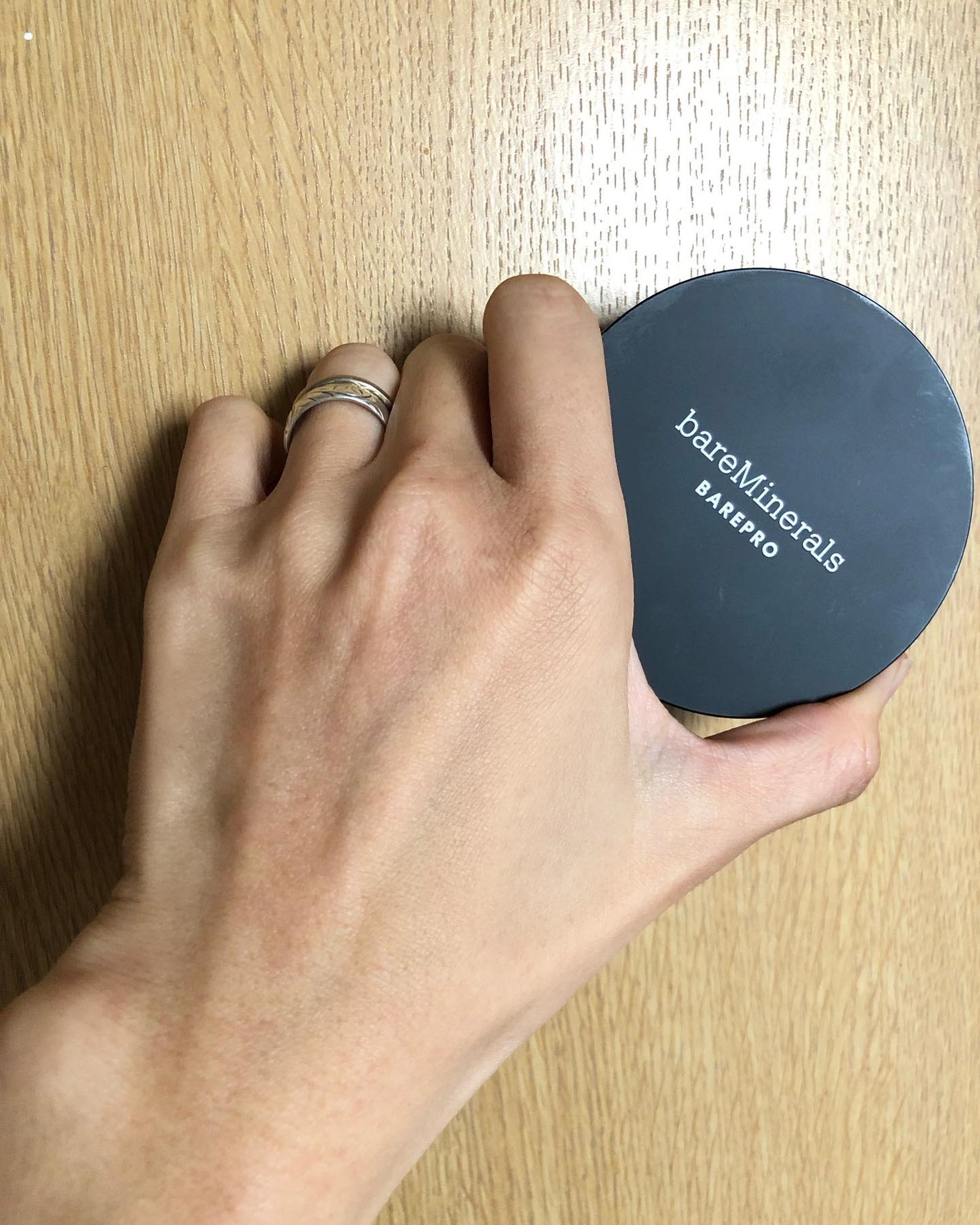 ベアプロ 24HR パウダー ファンデーション/bareMinerals/パウダーファンデーションを使ったクチコミ(4枚目)