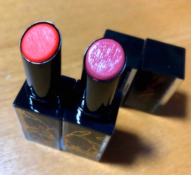 ルージュ アンリミテッド ラッカーシャイン＜2019年クリスマスコフレ限定＞/shu uemura/口紅を使ったクチコミ（3枚目）