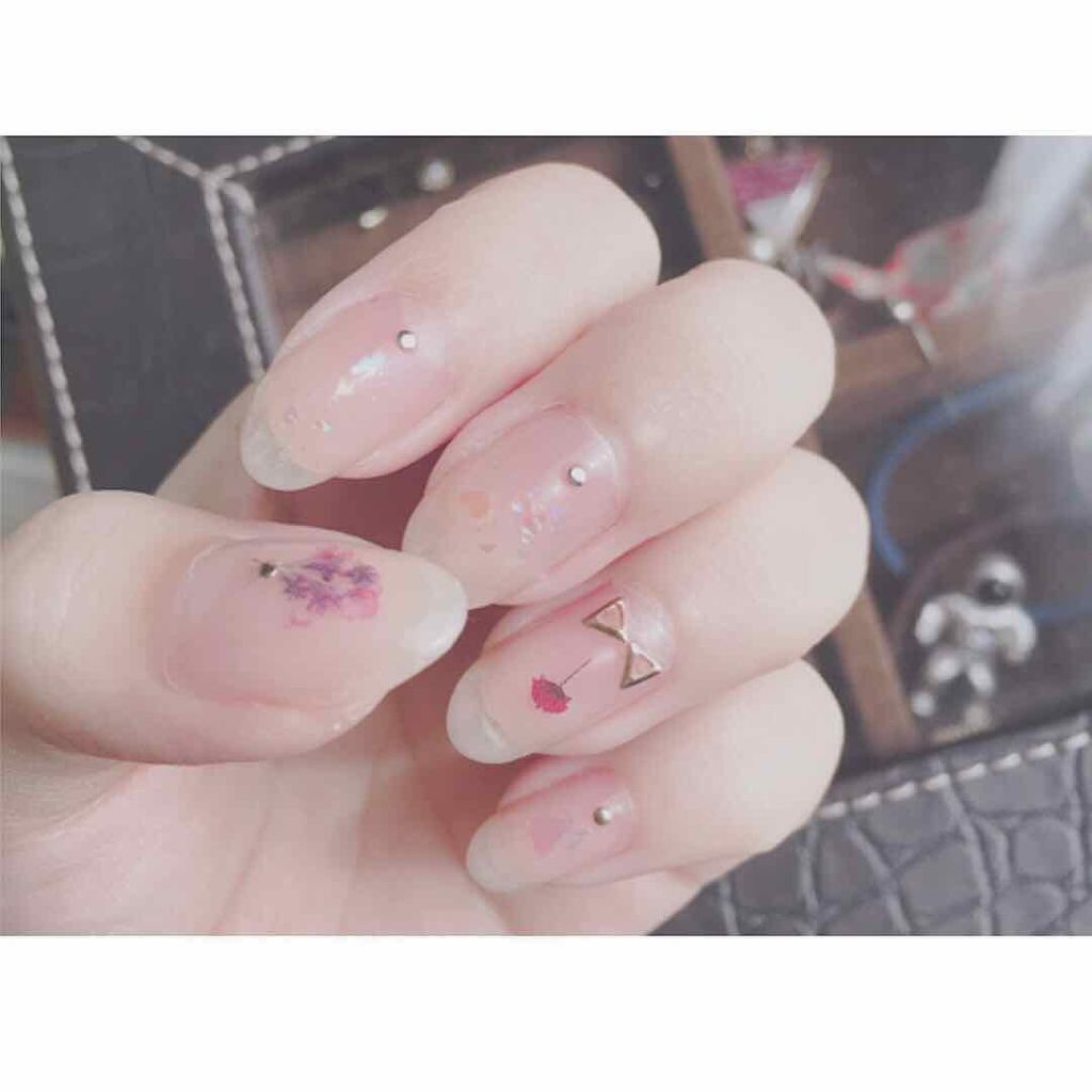 カラフルネイルズ キャンメイクを使った口コミ しずくネイルシール押し花安くて簡単であり By ぱ Lips
