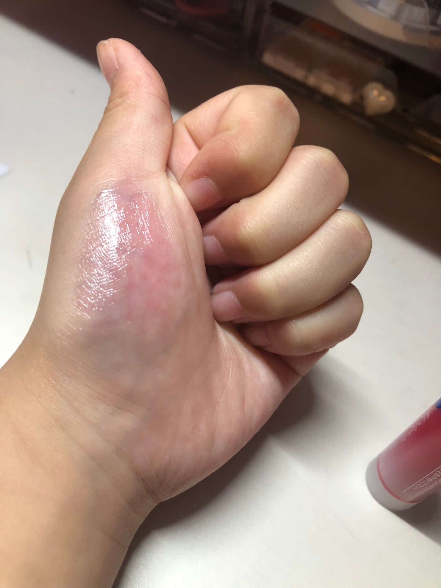 ゆま on LIPS 「【使った商品】ニベアモイストピュアカラーチェリーレッド【色味】..」(3枚目)