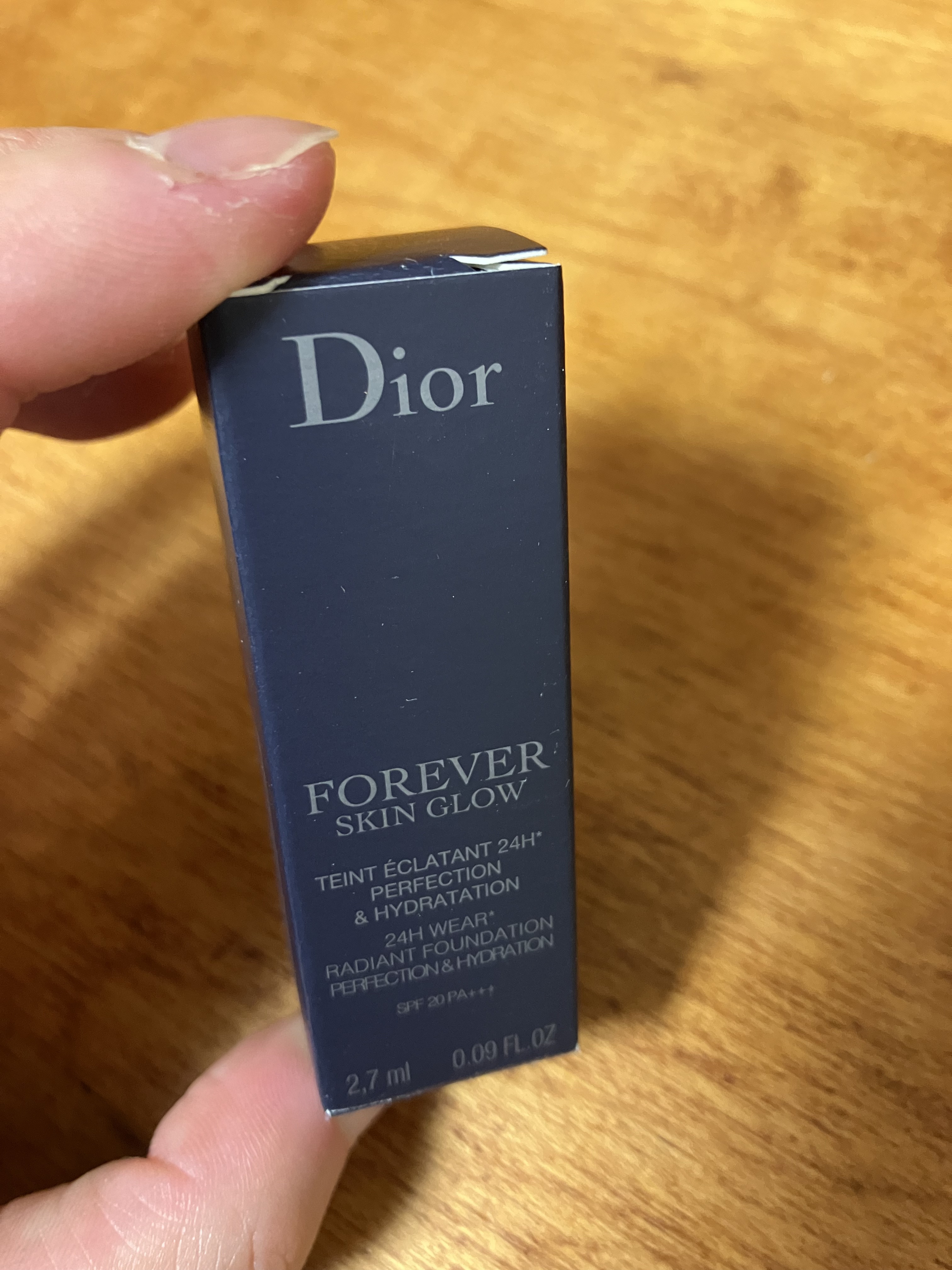 ディオールスキン フォーエヴァー フルイド グロウ/Dior/リキッドファンデーションを使ったクチコミ（1枚目）