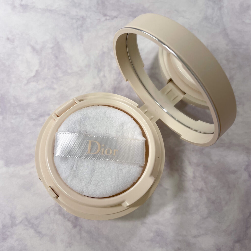 ディオールスキン フォーエヴァー クッション パウダー/Dior/ルースパウダーを使ったクチコミ（2枚目）