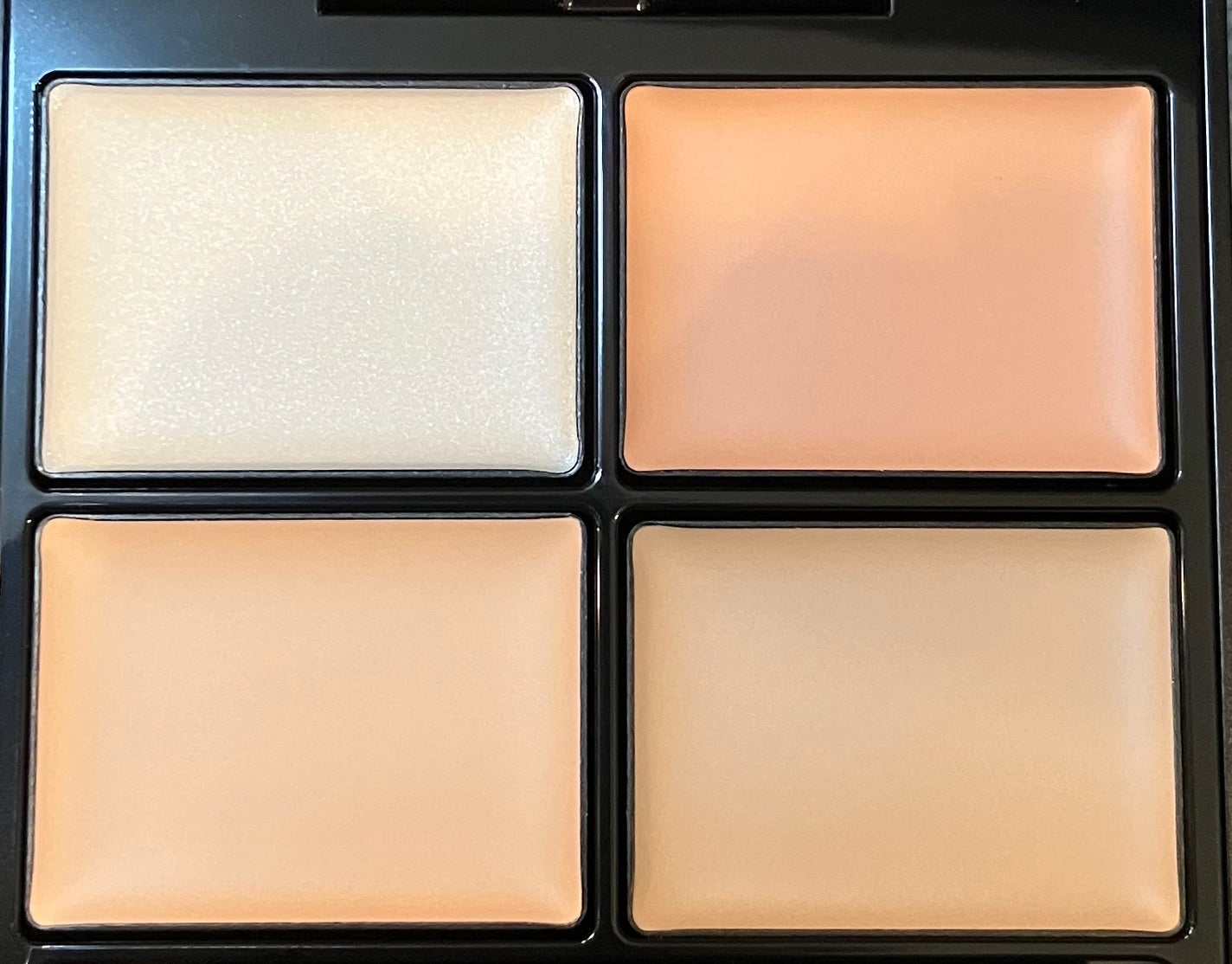 まろ(1st ライト夏、2nd ビビッド冬) on LIPS 「ゴルゴかイタチかといった目の下のクマを倒したい気持ちを胸に抱い..」(2枚目)