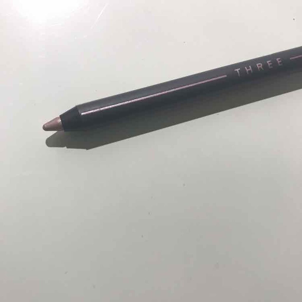 メズモライジング パフォーマンスアイライナーペンシル/THREE/ペンシルアイライナーを使ったクチコミ(2枚目)