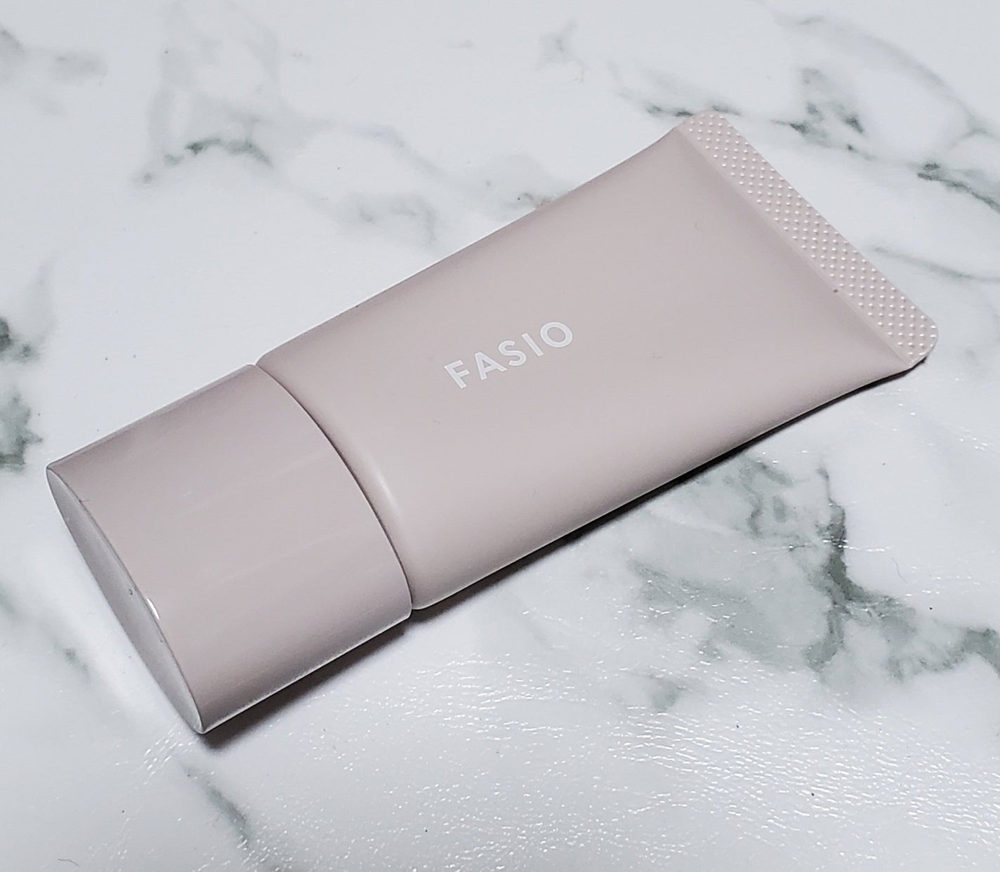 エアリーステイ BB ティント モイスト/FASIO/BBクリームを使ったクチコミ(1枚目)