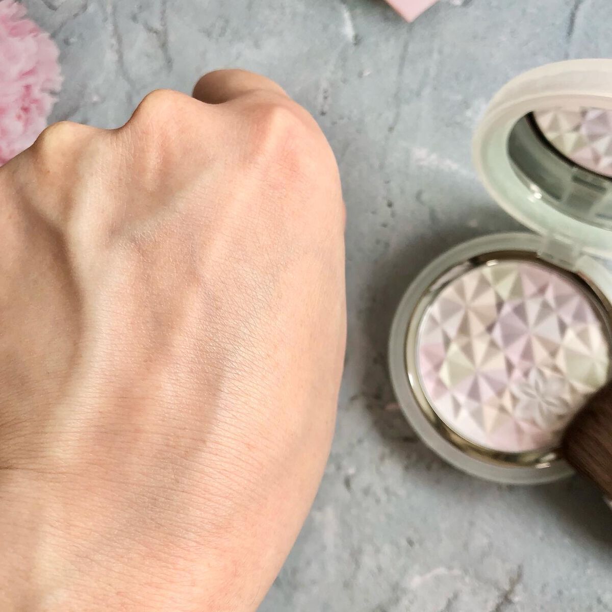 AQ オーラ リフレクター/DECORTÉ/プレストパウダーを使ったクチコミ(9枚目)