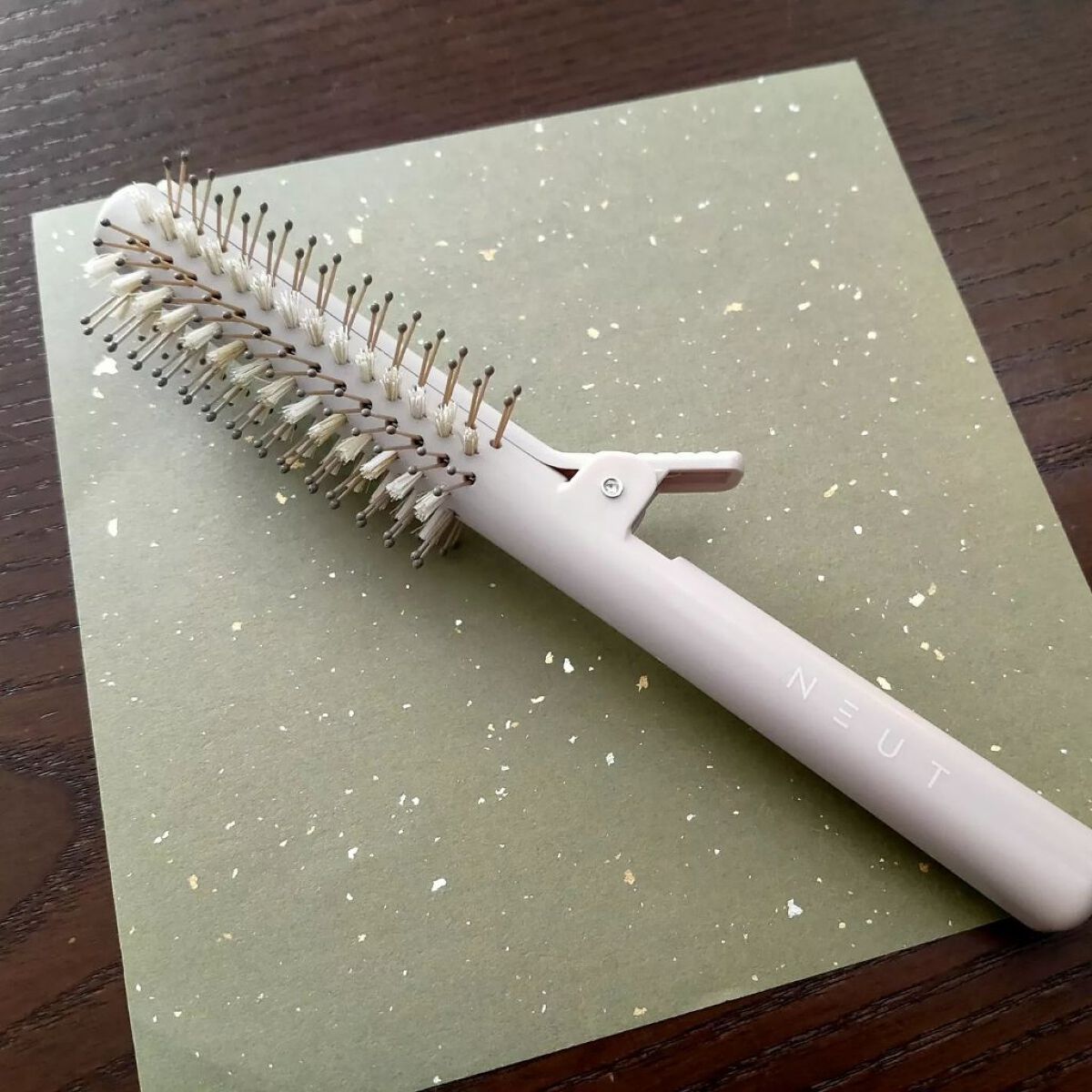 クリップロールブラシ/NEUT/ヘアブラシを使ったクチコミ(2枚目)