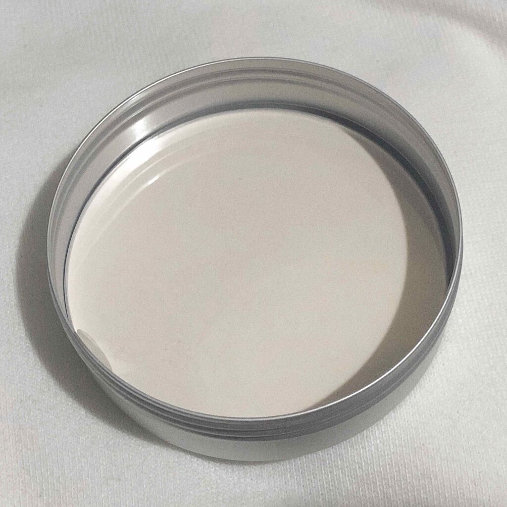 すっぴん ホワイトニングパウダーA/クラブ/プレストパウダーを使ったクチコミ（2枚目）