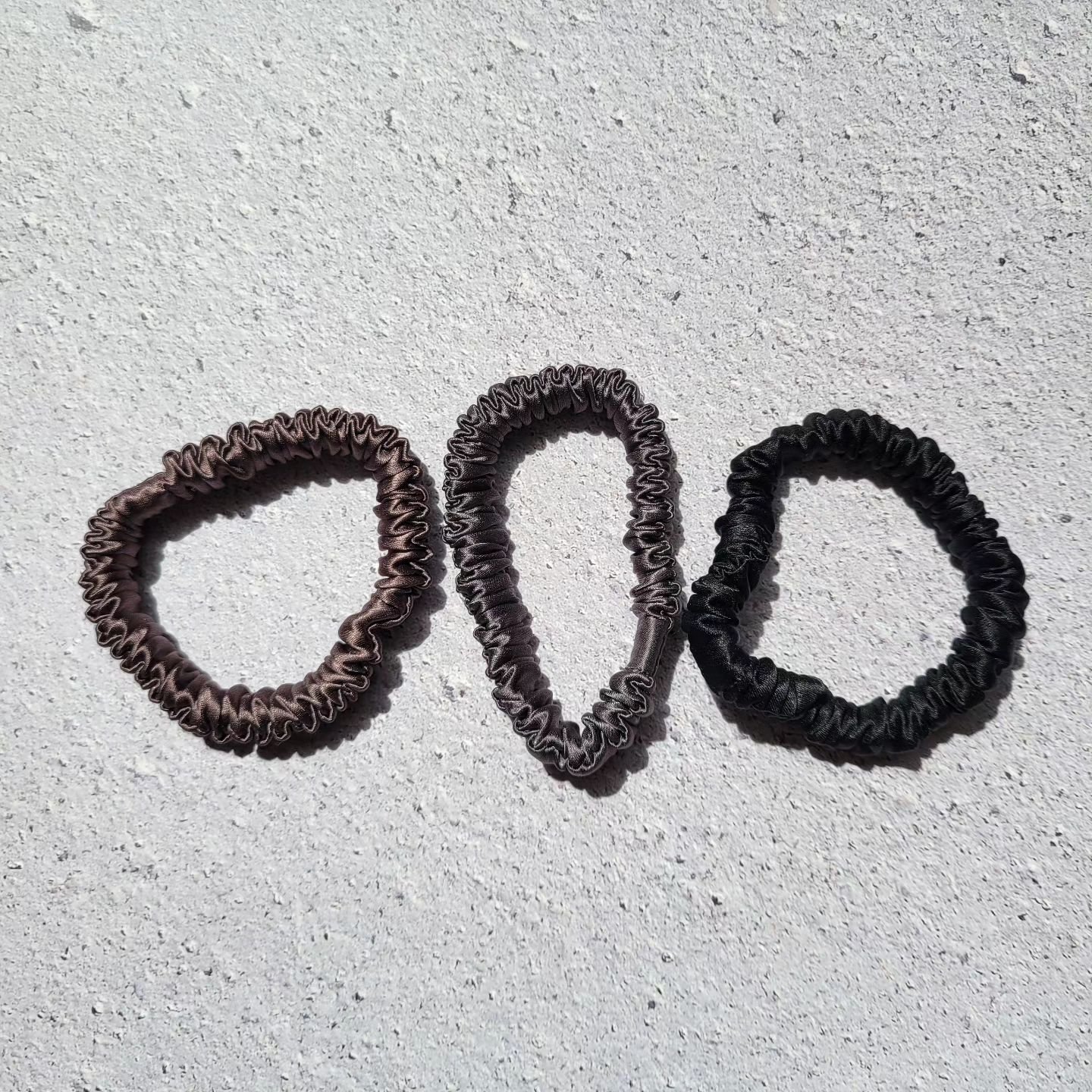 シルクヘアゴム/SEAWIND/ヘアアクセサリーを使ったクチコミ（2枚目）