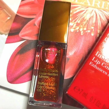 コンフォート リップオイル  09 red berry glam（限定） /CLARINS/リップグロスを使ったクチコミ（1枚目）