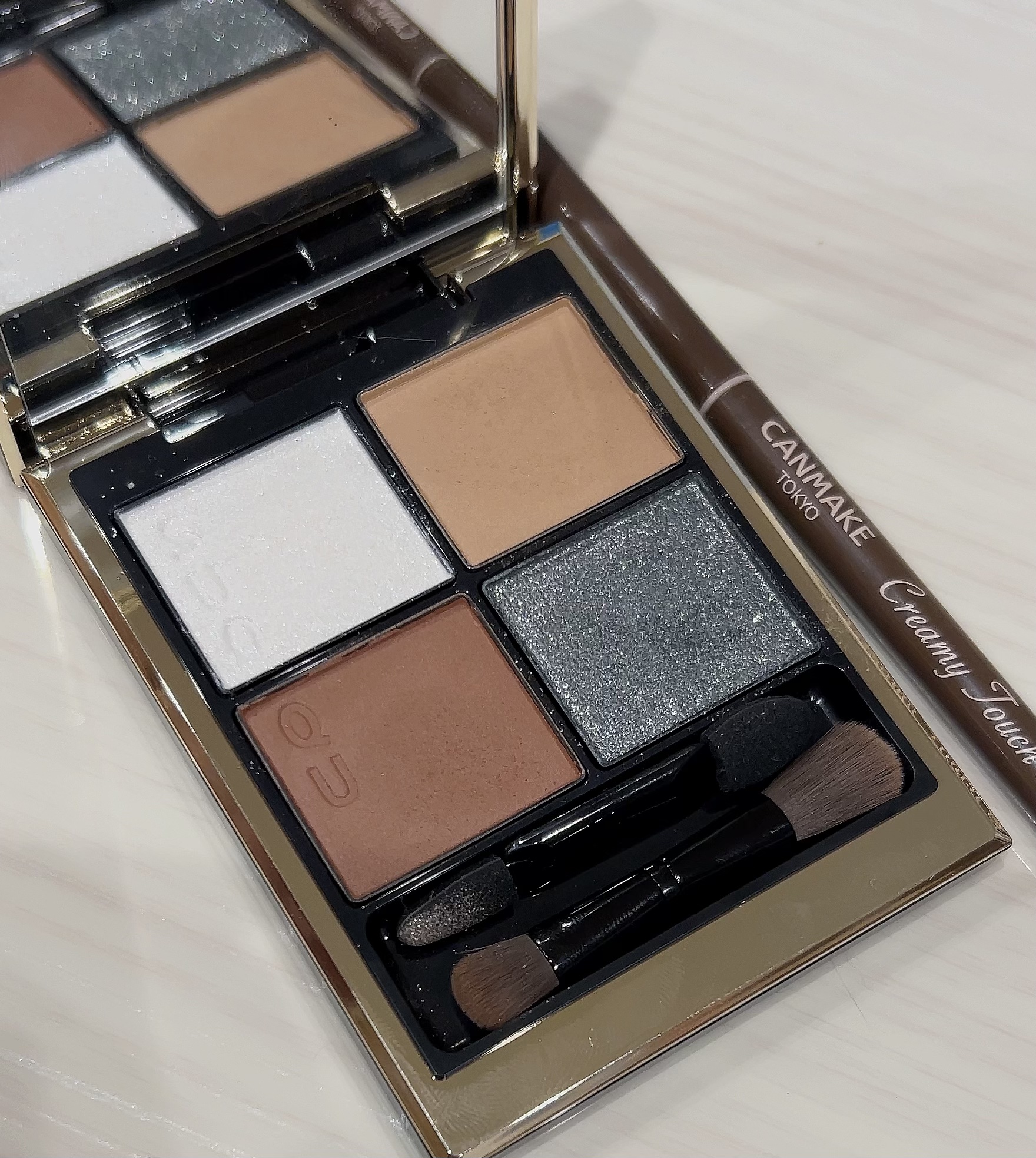 シグニチャー カラー アイズ/SUQQU/アイシャドウパレットを使ったクチコミ（2枚目）