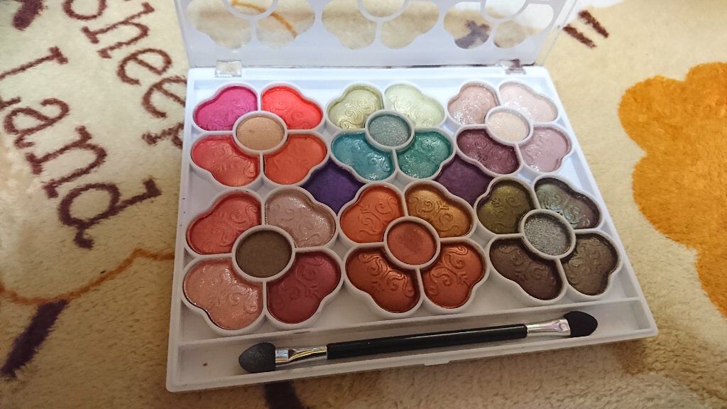 アイカラーパレット/ティアラガール/アイシャドウパレットを使ったクチコミ(1枚目)