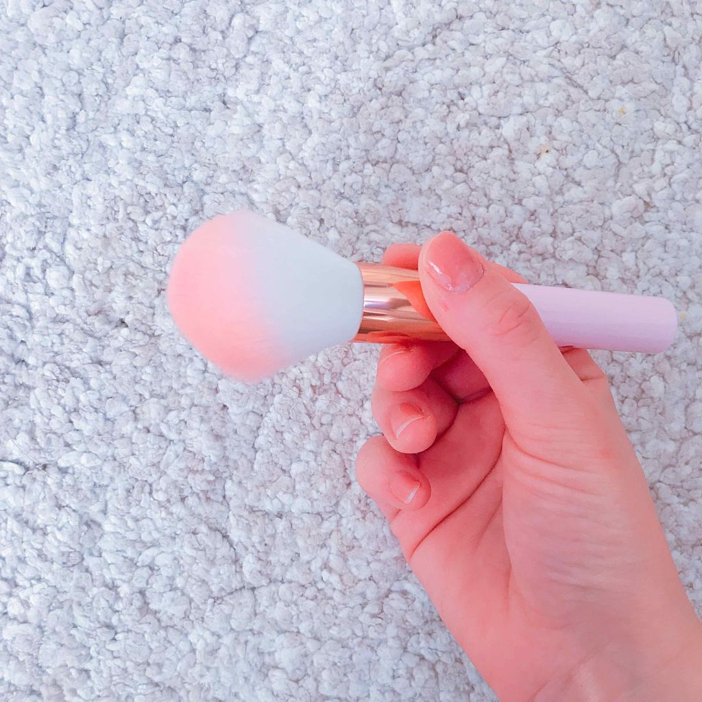 ごくふわっ ミッキーブラシ/DAISO/メイクブラシを使ったクチコミ(2枚目)