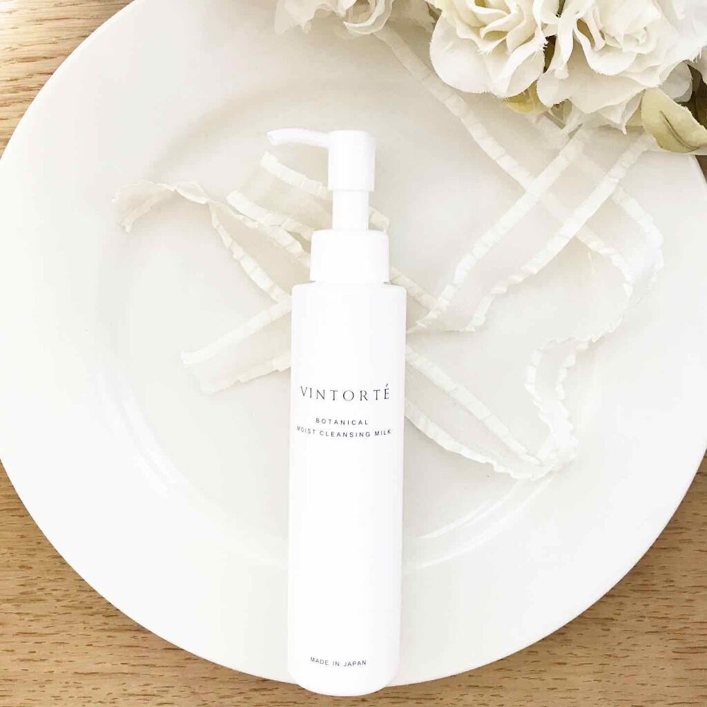 tomto on LIPS 「👱🏻♀️美容皮膚科医が監修乾燥性敏感肌のためのクレンジング💆..」(1枚目)