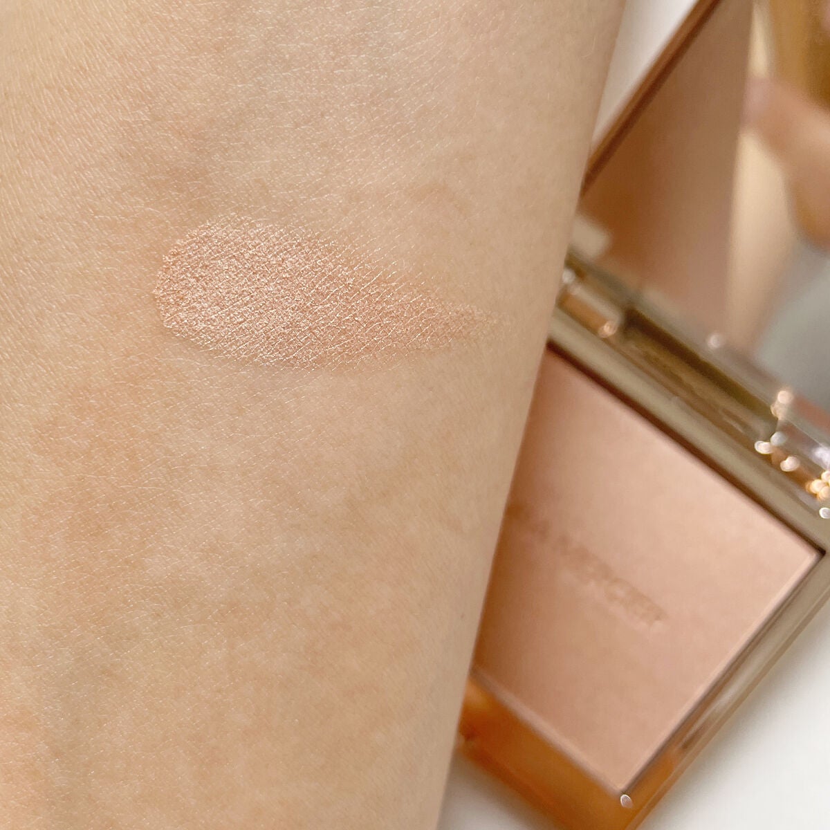 ローズグロウ イルミネーター /ローラ メルシエ/プレストパウダーを使ったクチコミ(5枚目)