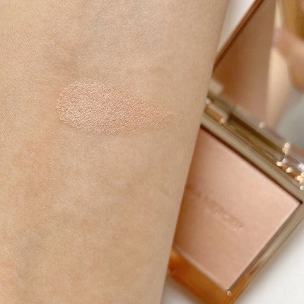 ローズグロウ イルミネーター /ローラ メルシエ/プレストパウダーを使ったクチコミ(5枚目)