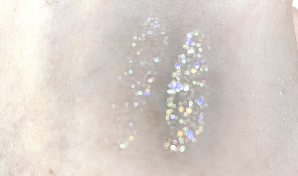 リキッド グリッター シャドウ/rom&nd/グリッターを使ったクチコミ（2枚目）