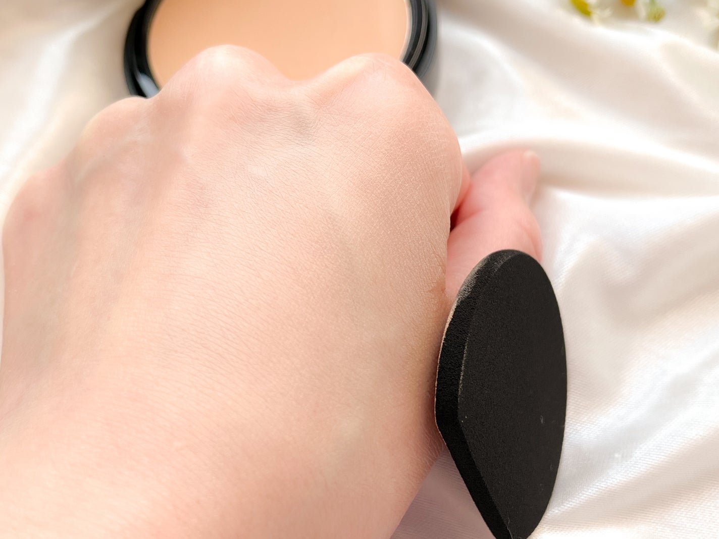 ベアプロ 16HR パウダー ファンデーション/bareMinerals/パウダーファンデーションを使ったクチコミ(3枚目)