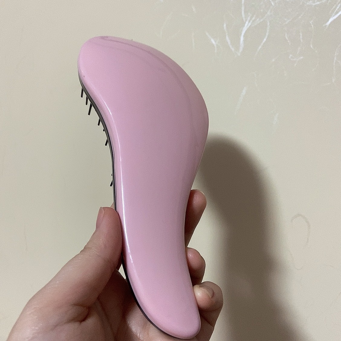 立体ヘアブラシ/DAISO/ヘアブラシを使ったクチコミ（3枚目）