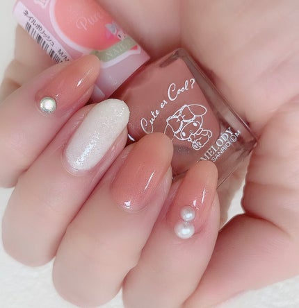 セリア MMネイルポリッシュのクチコミ「マイメロのネイル組み合わせてみました🥰✨
✩ ⋆ ✩ ⋆ ✩ ⋆ ✩ ⋆ ✩ ⋆ ✩ ⋆.....」(2枚目)