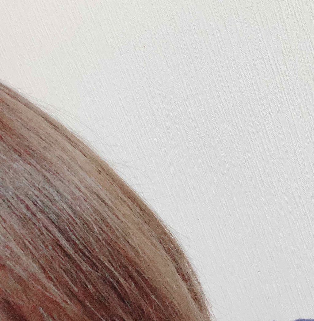 ヘアーオイル【ニュートリカラー】/ellips/ヘアオイルを使ったクチコミ（2枚目）