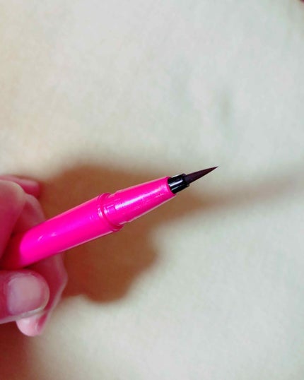 「密着アイライナー」しなやか筆リキッド/デジャヴュ/リキッドアイライナーを使ったクチコミ(2枚目)