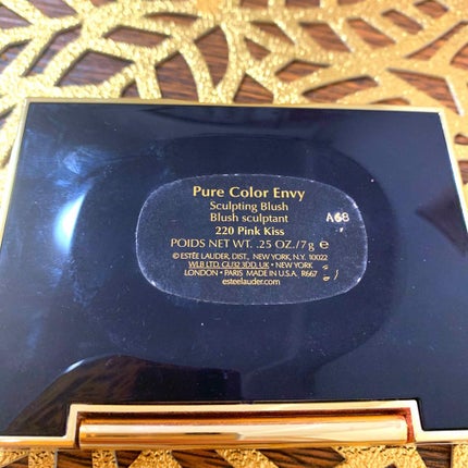 ESTEE LAUDER ピュア カラー エンヴィ ブラッシュのクチコミ「エスティーローダー チーク
ピュア カラー エンヴィ ブラッシュ ピンクキス
カラーが濃く付く.....」(3枚目)