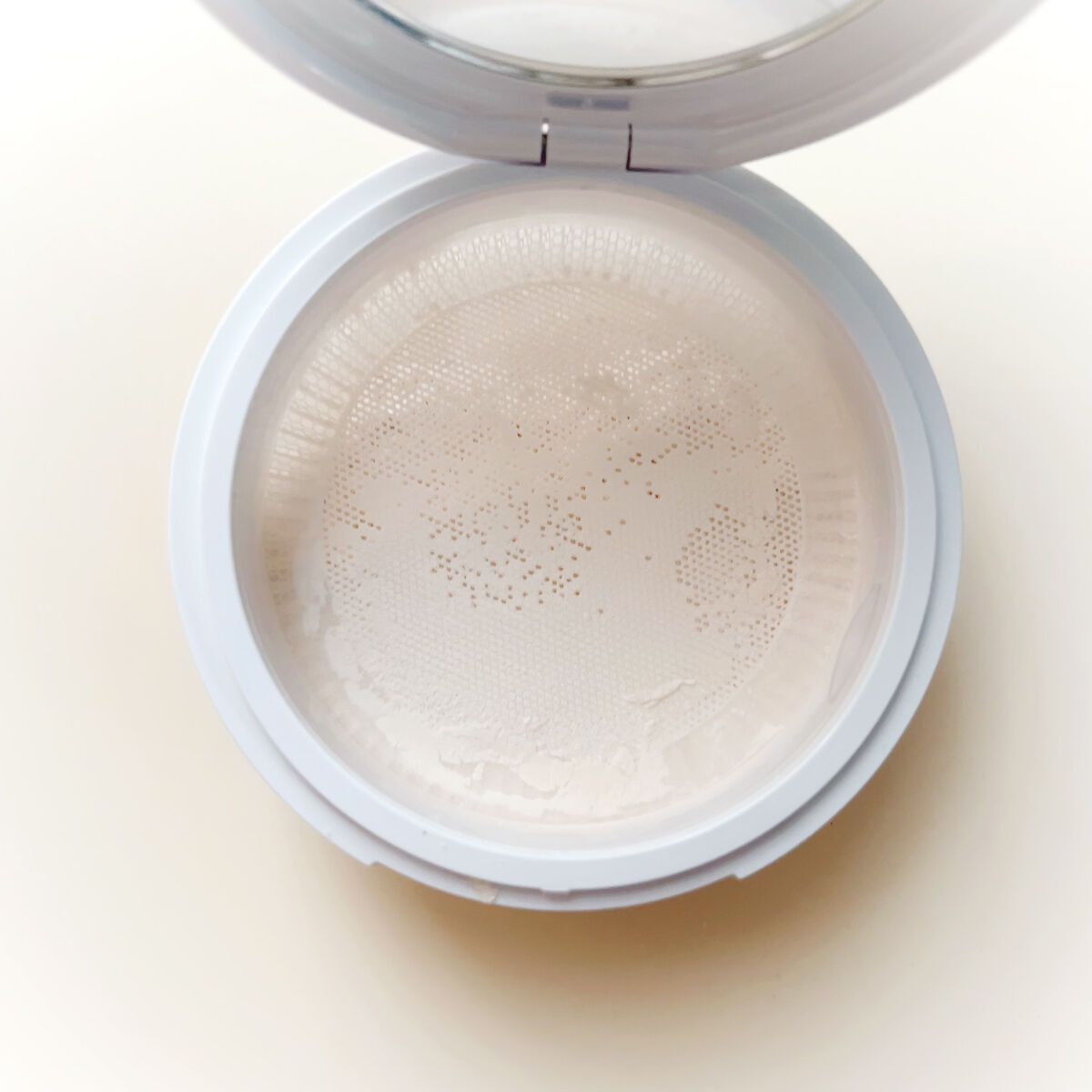 ポアレスフィクサー ルーセント(レフィル)7.5g/プリマヴィスタ/ルースパウダーを使ったクチコミ（3枚目）