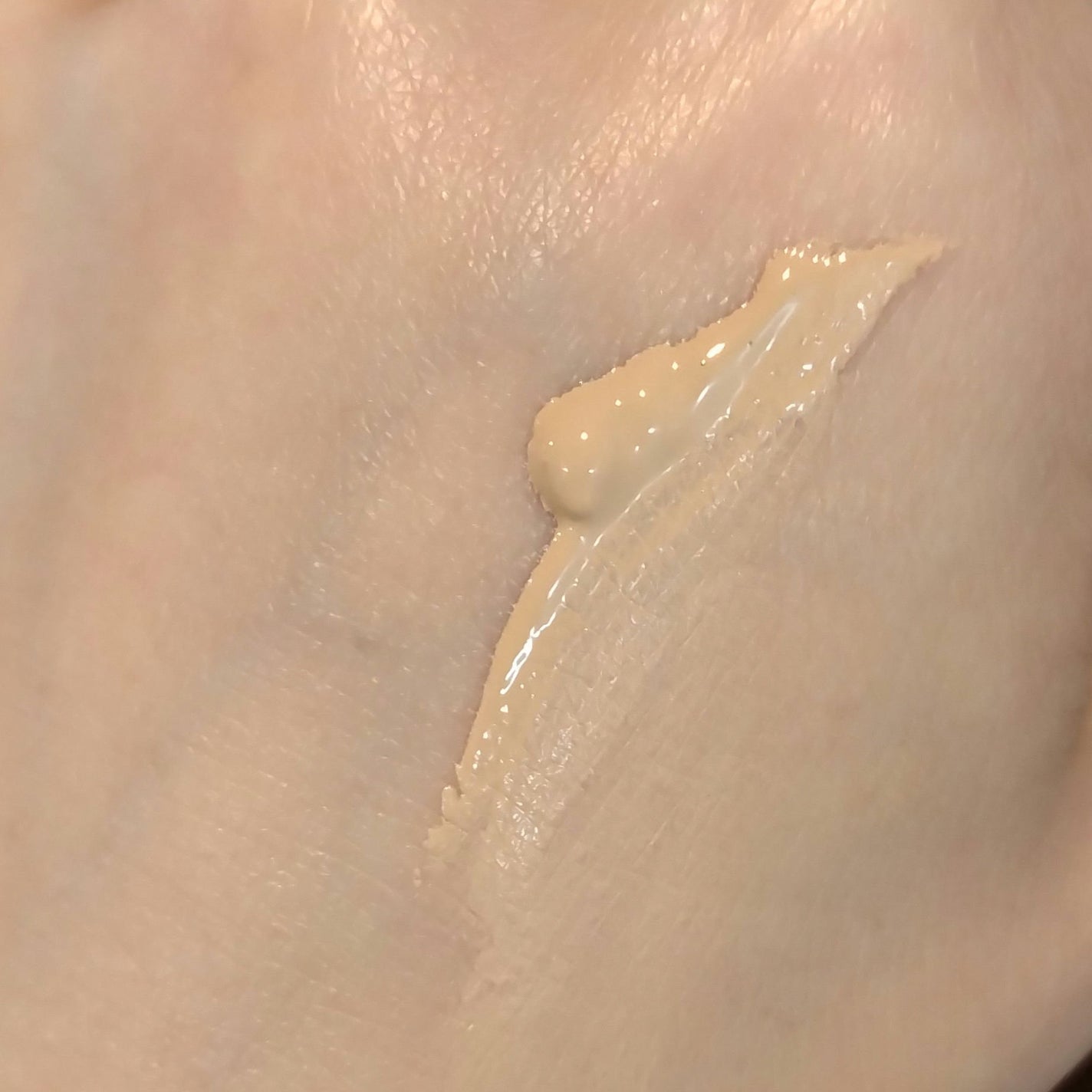 フィットミー リキッドファンデーション R/MAYBELLINE NEW YORK/リキッドファンデーションを使ったクチコミ(2枚目)