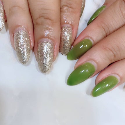 メイ on LIPS 「いつもご覧いただきありがとうございます♥️ちょっと前のネイル💚..」(3枚目)