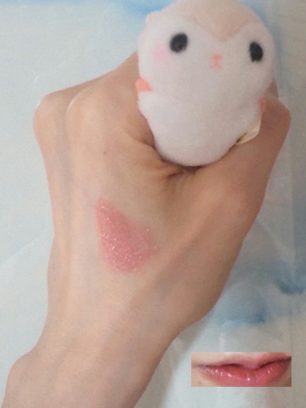 ラスティンググロスリップ/CEZANNE/口紅を使ったクチコミ（3枚目）