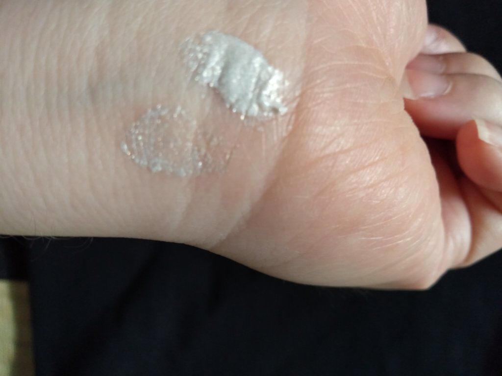 UR GLAM LIQUID EYESHADOW/U R GLAM/リキッドアイシャドウを使ったクチコミ(7枚目)