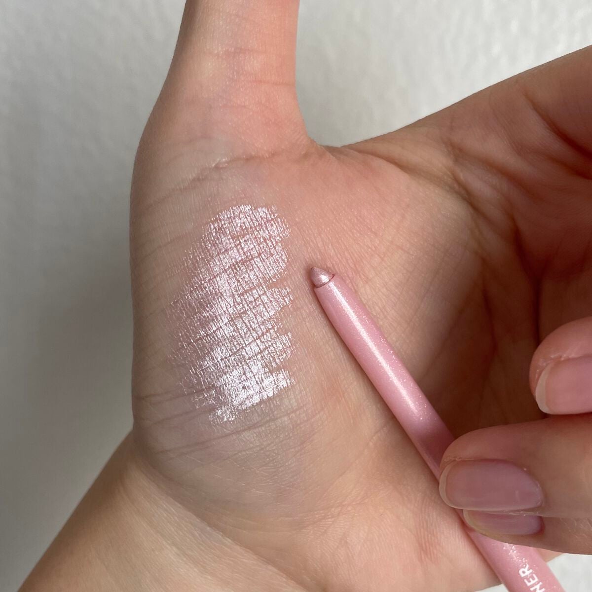 Creme Gel Liner/ColourPop/ペンシルアイライナーを使ったクチコミ(2枚目)