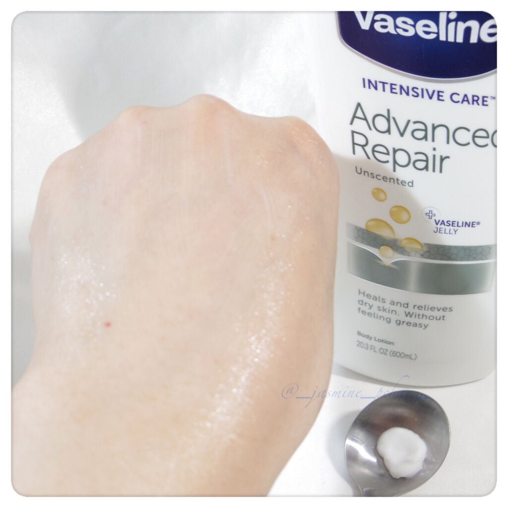 ヴァセリン アドバンスドリペア ボディローション 無香料/ヴァセリン/ボディローションを使ったクチコミ(4枚目)
