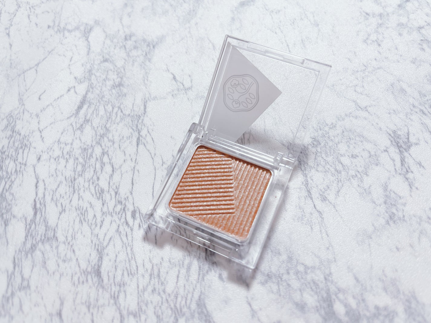 オーラデュウ プリズム イルミネーター ピコ/SHISEIDOザ・メーキャップ/単色アイシャドウを使ったクチコミ(2枚目)