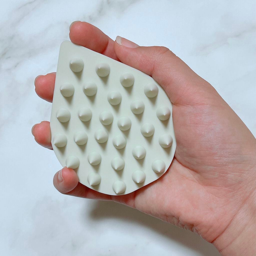 リラクシングマッサージブラシ/エトヴォス/スカルプブラシを使ったクチコミ(3枚目)