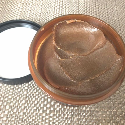ブラックシュガー パーフェクト エッセンシャル スクラブ2X/SKINFOOD/洗い流すパック・マスクを使ったクチコミ(2枚目)