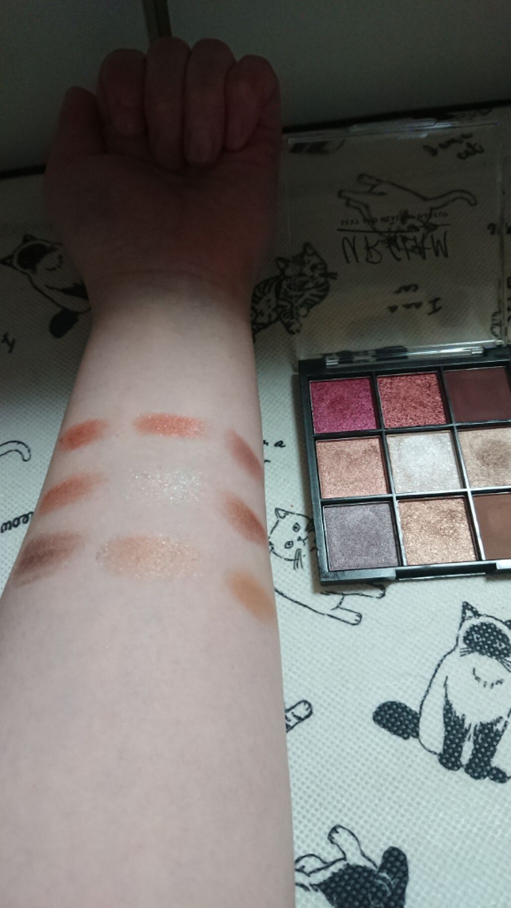 UR GLAM　BLOOMING EYE COLOR PALETTE/U R GLAM/アイシャドウパレットを使ったクチコミ（3枚目）