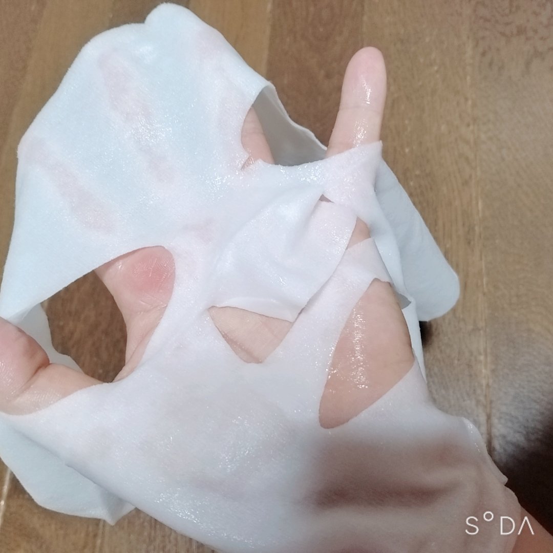 REJURAN モイスチャートリートメントマスク(23ml×5枚入り)/REJURAN COSMETICS/シートマスク・パックを使ったクチコミ（2枚目）