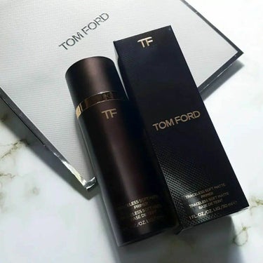 トレースレスソフトマットプライマー/TOM FORD BEAUTY/化粧下地を使ったクチコミ（1枚目）