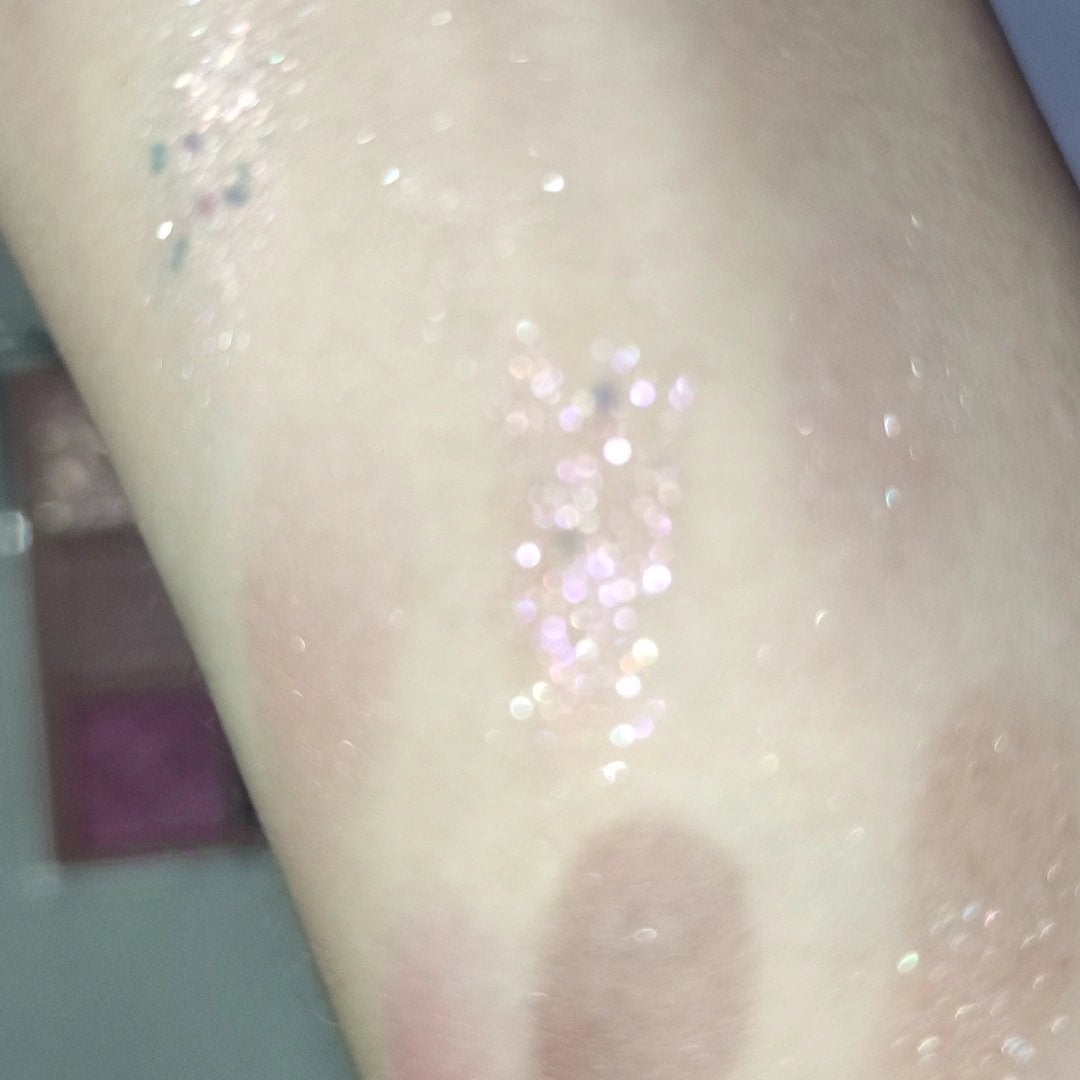 グリッターペディアアイパレット/unleashia/アイシャドウパレットを使ったクチコミ(8枚目)