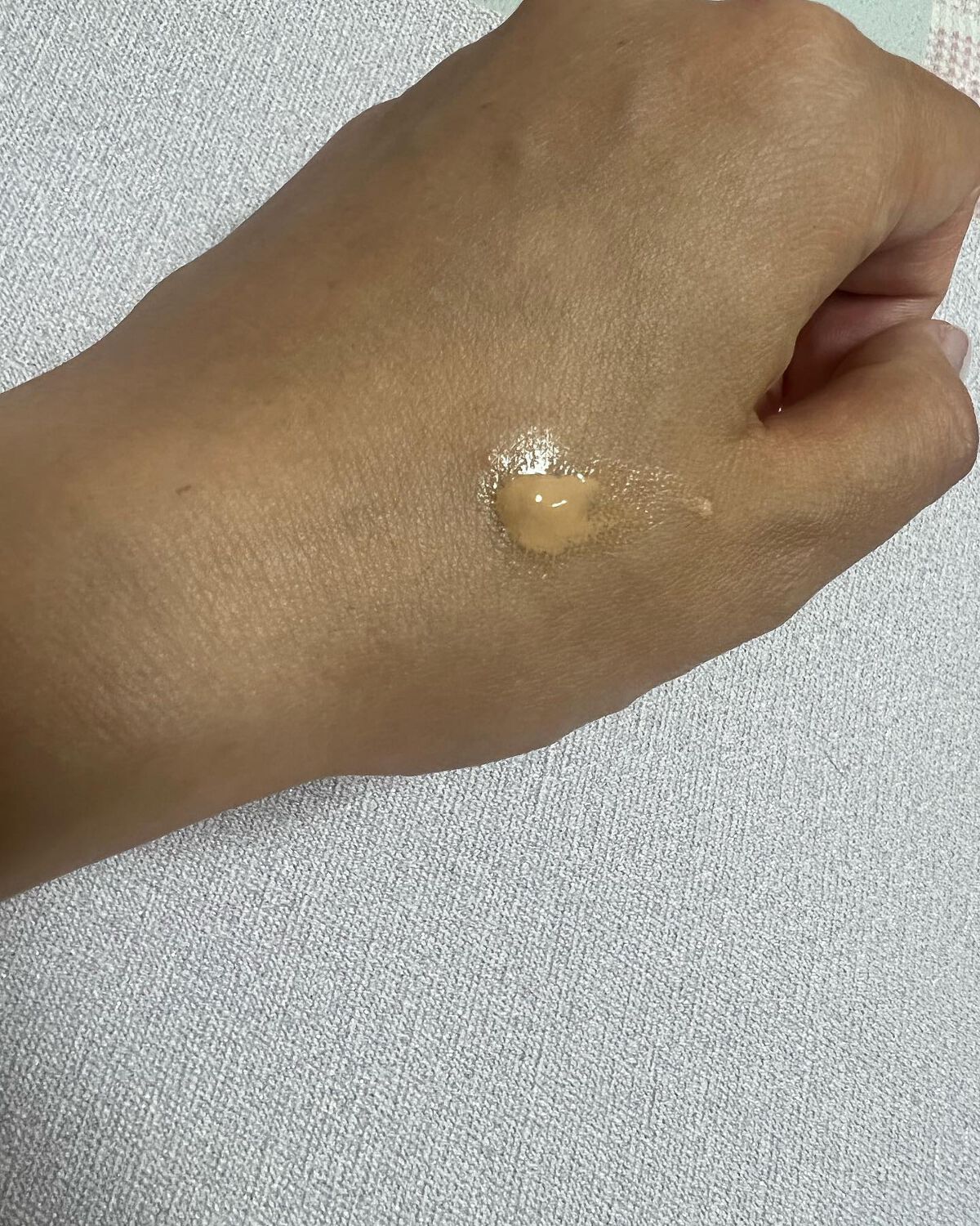 マイファンスィー モイスチャー ファンデーション/Koh Gen Do/クリーム・エマルジョンファンデーションを使ったクチコミ(3枚目)