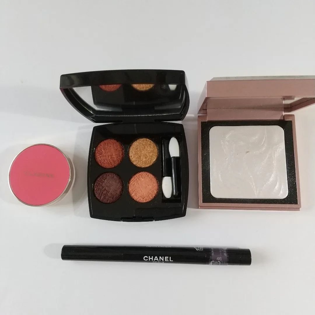 スティロ オンブル エ コントゥール 46 ネオン ダリア/CHANEL/スティックアイシャドウを使ったクチコミ（1枚目）