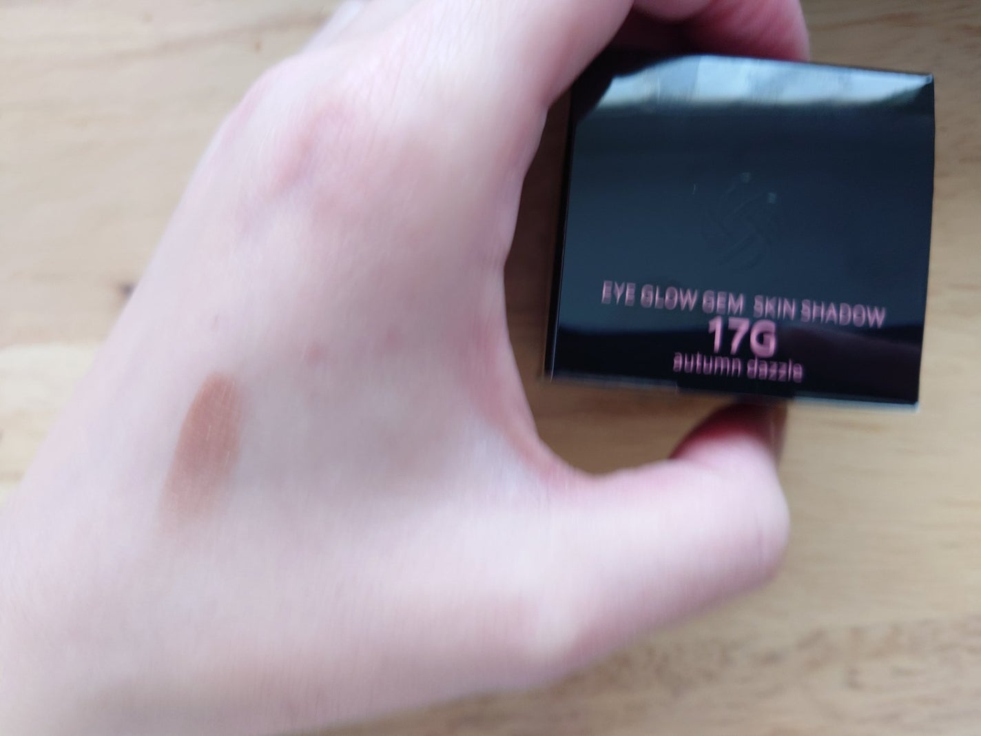 アイグロウジェム スキンシャドウ/DECORTÉ/ジェル・クリームアイシャドウを使ったクチコミ(3枚目)