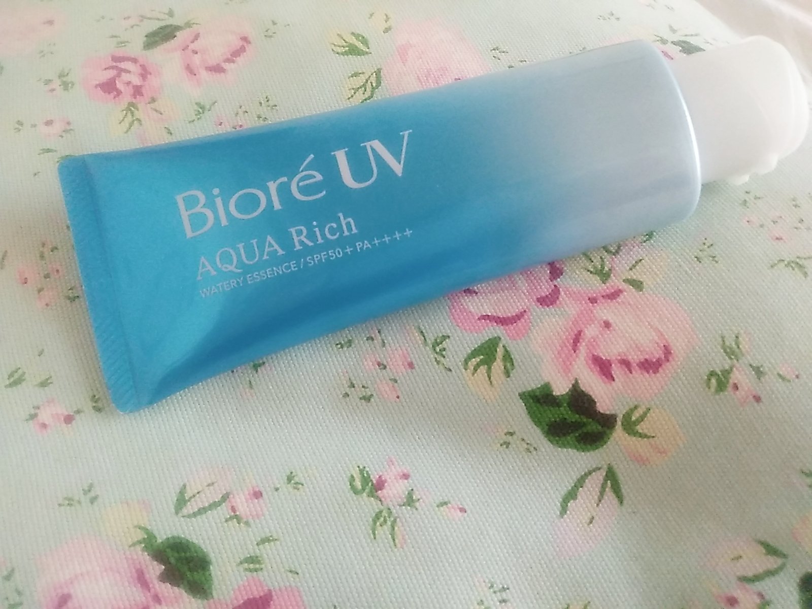 ビオレUV アクアリッチ ウォータリーエッセンス/ビオレ/日焼け止めローションを使ったクチコミ（1枚目）