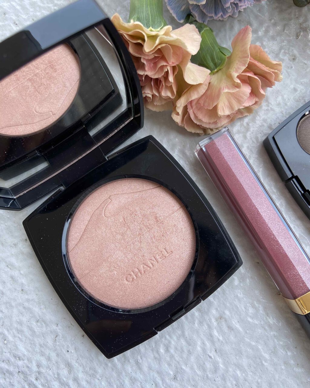 レ キャトル オンブル/CHANEL/アイシャドウパレットを使ったクチコミ(2枚目)